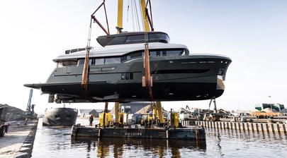 Second Steeler Ocean Explorer 85 yacht Moss launched
