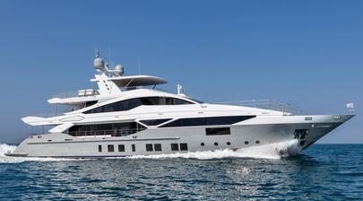 43m Benetti Fast 140' Yacht H Receives $2M Price Drop