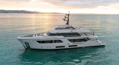 CdM launches PAZIENZA RJ 115 superyacht