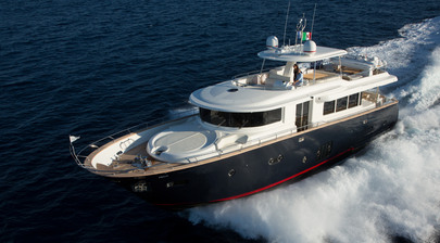 Apreamare's Maestro 82 delivers 'no-nonsense' conventional Italian design