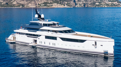 Golden Yachts' MALIA Takes Top Spot as Best in Motor 1,500+ GT at 2024 ISS Awards