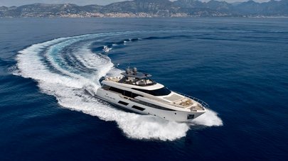 28m Ferretti 920 Motor Yacht Alegria II Sold