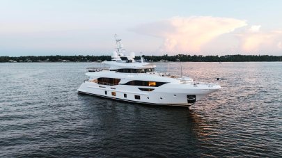 $500K Price Reduction on 29m Benetti Delfino 95 Superyacht Bella Vita