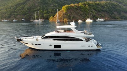 26m Princess Y82 Yacht Omnia Natura for Sale
