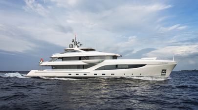 50m Majesty 160 Superyacht Set for World Debut at Monaco Yacht Show 2026