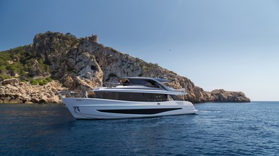 Princess Yachts Reveals New X90 at Cannes 2024