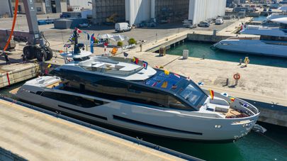 First 27m Extra X90 Fast Motor Yacht Ivanova Launched Ahead of Cannes Debut