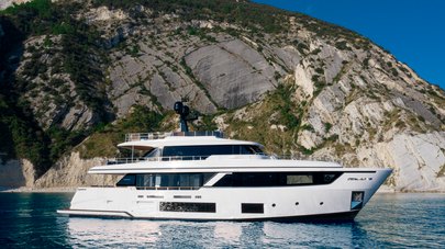 28m Custom Line Navetta 30 Motor Yacht Numero Dix Listed for Sale
