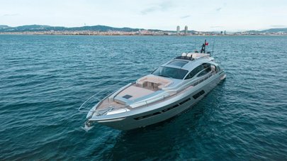 26m Pershing 8X Motor Yacht Survivor Sold