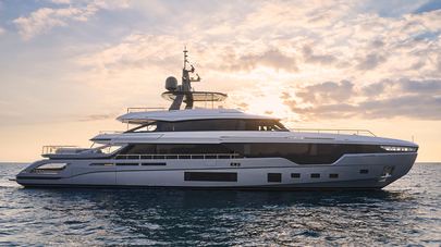 38m Azimut Grande Trideck Motor Yacht Tanelorn for Sale