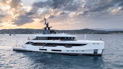 Benetti Oasis 40M TOSUN Returns to Sales Market
