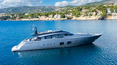 33m Pershing 108 Yacht Aldebaran III Receives €500K Price Reduction