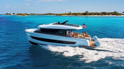 Outer Reef Introduces New 540 Adventure Sport Yacht With Quad Outboard Power