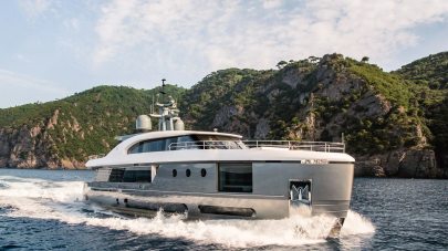 30m Azimut Magellano 30M Motor Yacht Aria Receives €500K Price Reduction