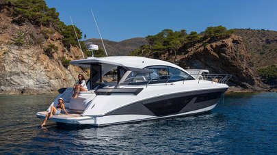  Gran Turismo 45 from Beneteau yachts offers both style and comfort 