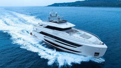 Seventh Horizon FD110 Motor Yacht Interior Revealed With Resort-Inspired Design