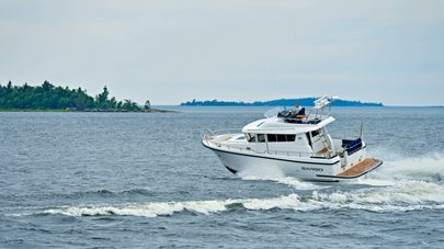 Stylish Flybridge on the Sargo 36 FLY