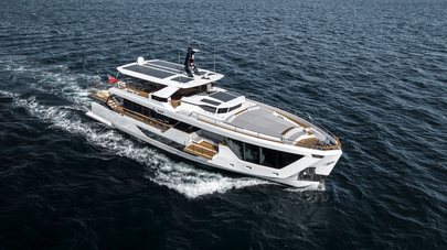 WATCH: Numarine Launches Second 30XP Hybrid Yacht with Low Noise and Extended Range
