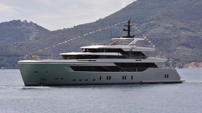 Sanlorenzo launches first  44Alloy Motor Yacht H1