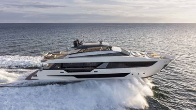 30m Ferretti Yachts Ferretti 1000 Superyacht Spica Sold