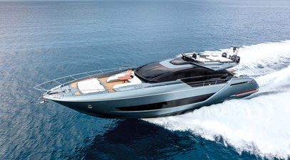 Riva 88’ Folgore superyacht interior revealed