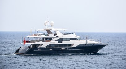 $600K Price Reduction on 40m Benetti Classic Supreme 132' Superyacht Cofina