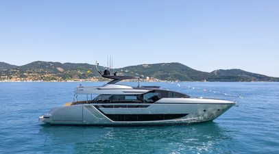 First Riva 82' Diva launched ahead of Cannes debut