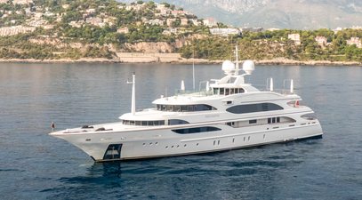 Striking 59m Benetti M/Y MEAMINA listed for sale