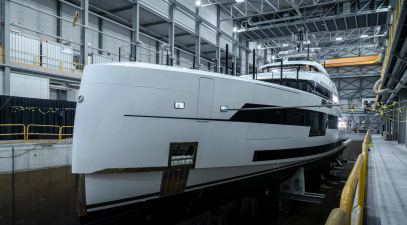 Full-Custom 57m Heesen Superyacht Project Setteesettanta Launched