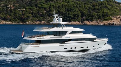 Seventh 37m Moonen 122 Martinique Motor Yacht Sold