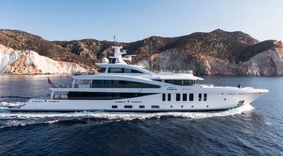 60m Amels 200 Superyacht Stella MI Sold