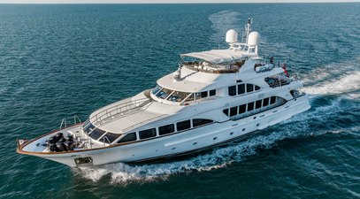 37m Benetti Classic 120 Motor Yacht Bunty Receives €1.35M Price Reduction