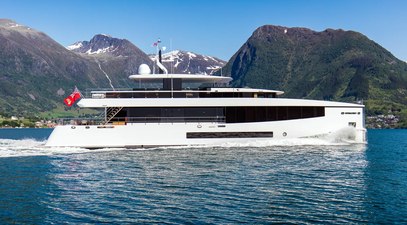 €1.5M Price Drop on 34m Feadship Superyacht Graycliffs 