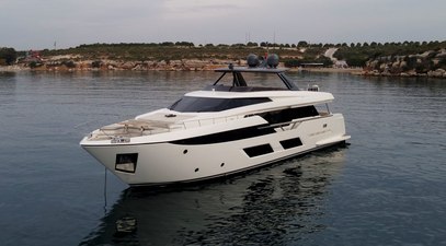 €300K Price Drop on 28m Ferretti 920 Motor Yacht Sunrise 