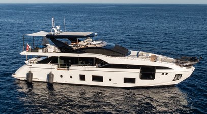 €200K Price Reduction on 27m Azimut Grande 27M Motor Yacht Chillin’