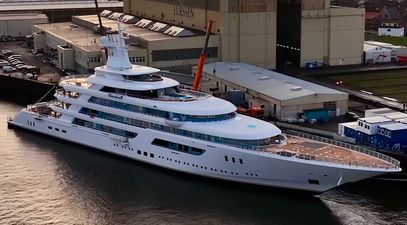 WATCH: 117m Lürssen Boardwalk Emerges Through Heavy Fog During Sea Trials