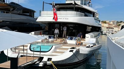 FRETTE,  the Latest Columbus Atlantique 43 is on Show in Cannes