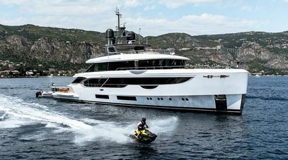 €500K Price Reduction on 41m Benetti Oasis 40M Superyacht Contigo 