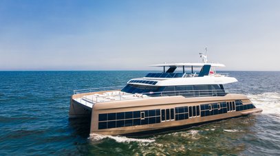 Environmentally friendly 80 Sunreef Power Eco debuts in America