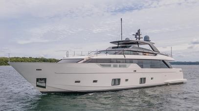 32m Sanlorenzo SL106 Asymmetric Motor Yacht Our Aleph Receives €50K Price Reduction