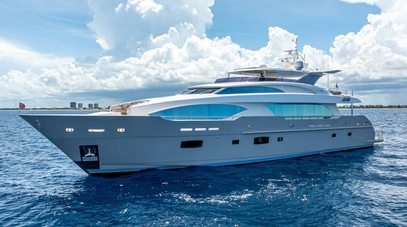 37m Horizon RP120 Motor Yacht Short Story Listed for Sale