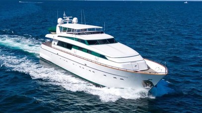 30m Sanlorenzo SL100 Yacht Cariloy Receives $400K Price Reduction