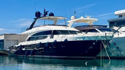 26m Princess Y82 Motor Yacht Lady N Listed for Sale