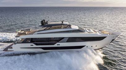 30m Ferretti Yachts Ferretti 1000 Superyacht Spica Sold