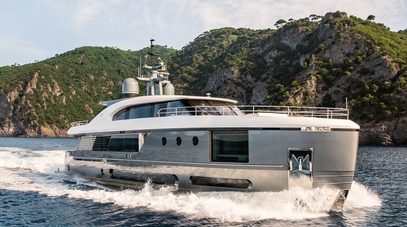 30m Azimut Magellano 30M Motor Yacht Aria Receives €500K Price Reduction