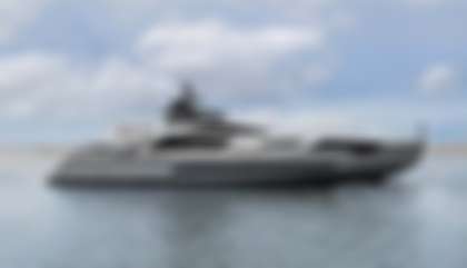 Pershing 140