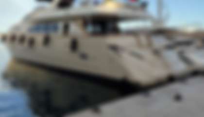 Similar For Sale Yacht: Azimut 100 Jumbo