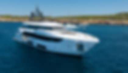 Custom Line Navetta 33
                                         Gen 2