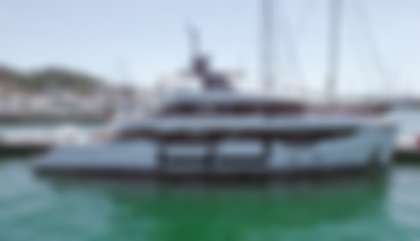 Benetti Oasis 34M