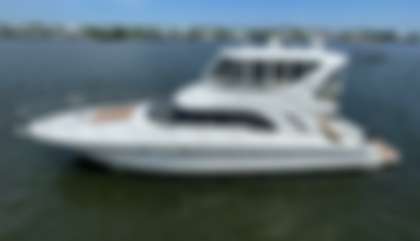 Sea Ray 560 Sedan Bridge